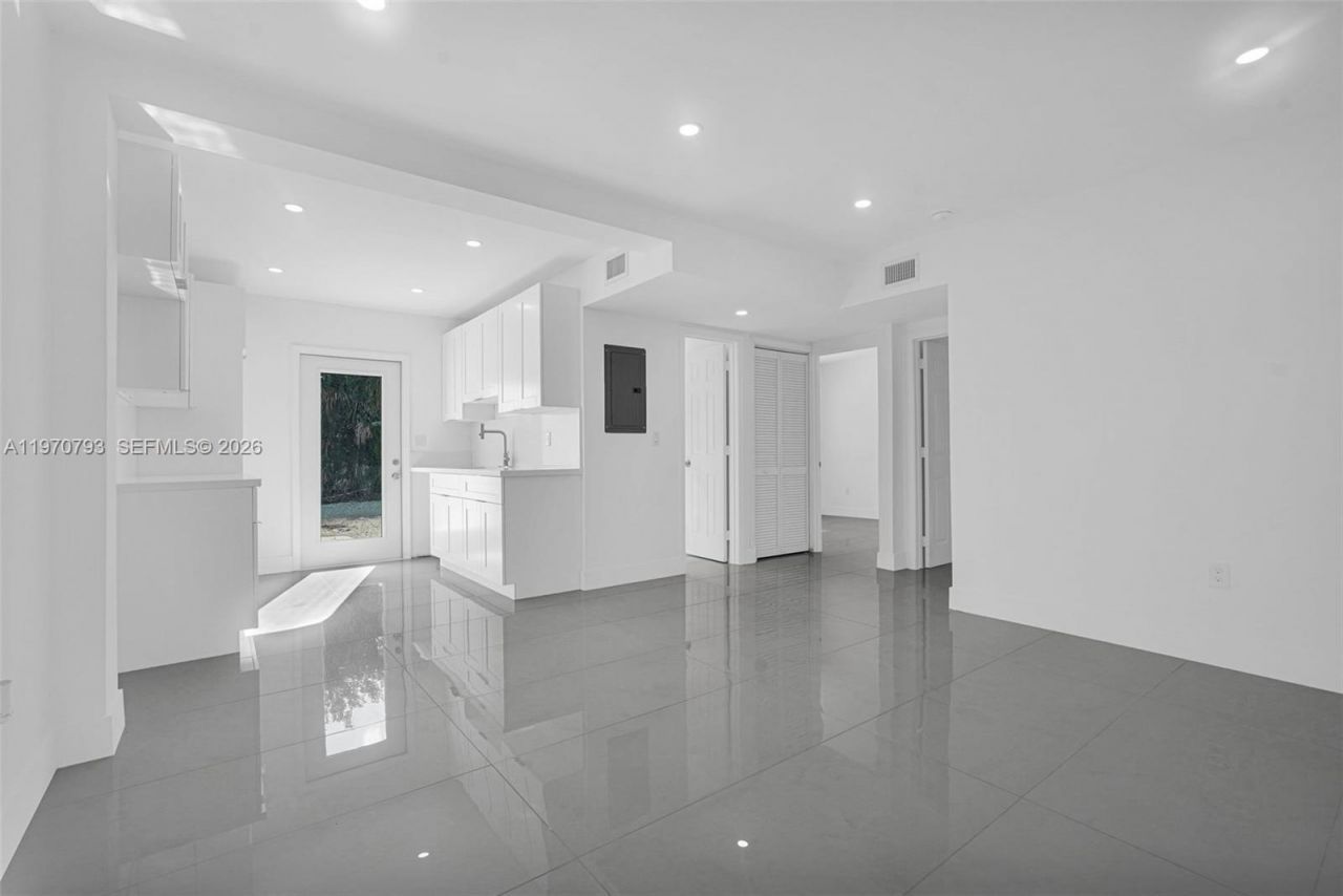 15955 NW 21st Ave, Miami Gardens, FL 33054 Photo