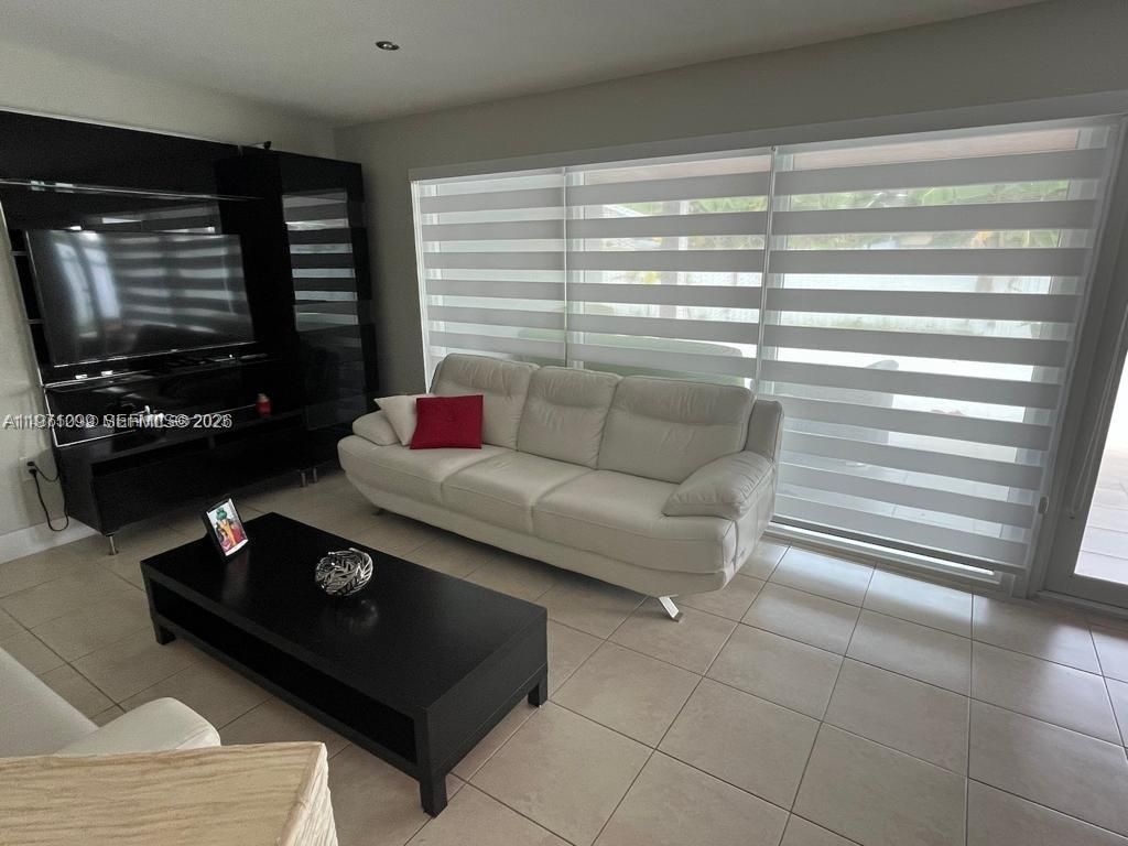 12770 SW 18th St, Unit NULL, Miami, FL 33175 Photo