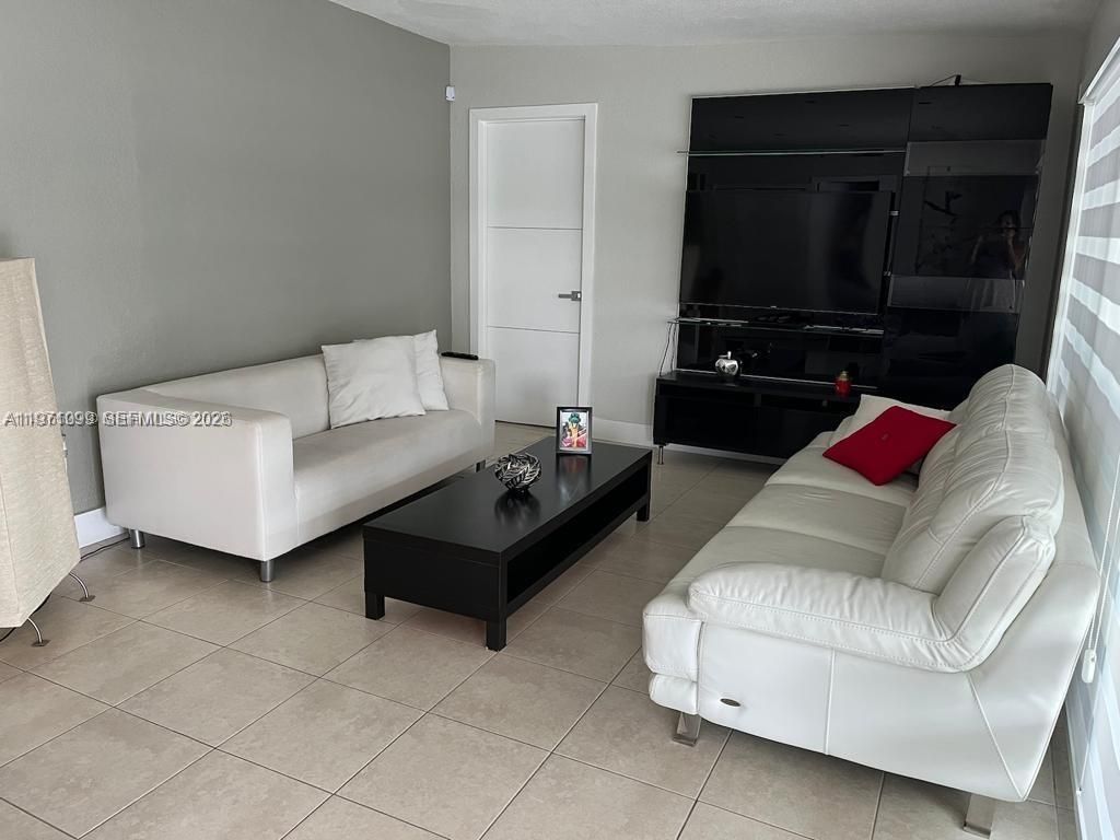 12770 SW 18th St, Unit NULL, Miami, FL 33175 Photo