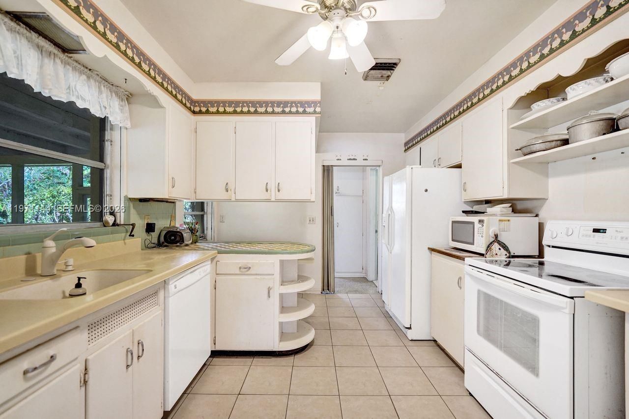 1235 Jefferson St, Hollywood, FL 33019 Photo