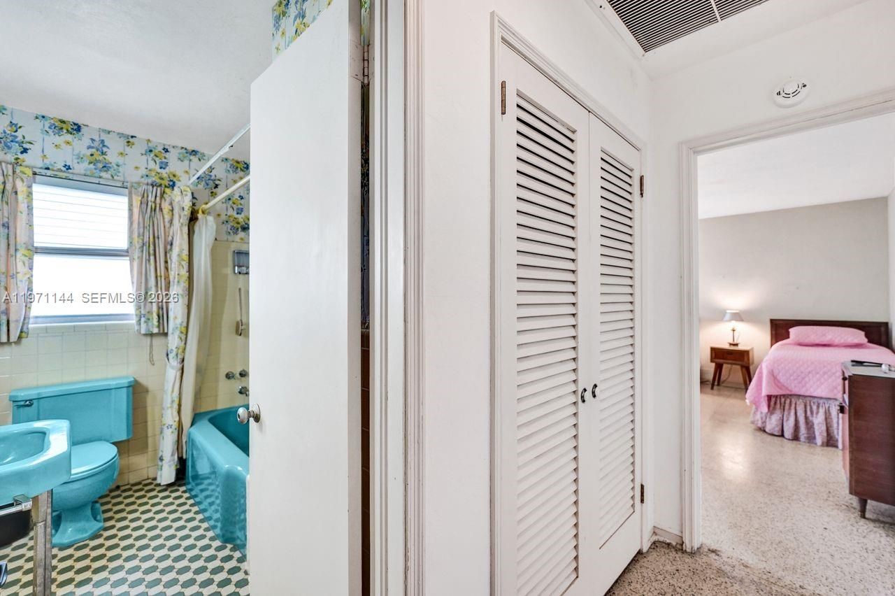 1235 Jefferson St, Hollywood, FL 33019 Photo