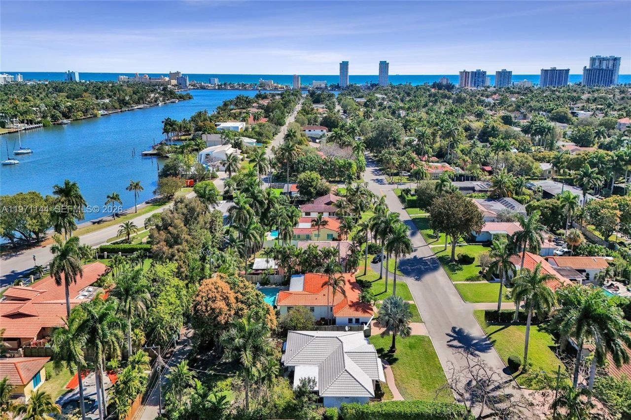 1235 Jefferson St, Hollywood, FL 33019 Photo