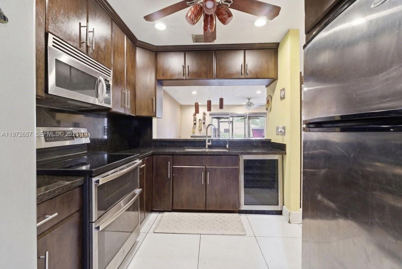 20839 NW 4th St , Pembroke Pines, FL 33029 Photo