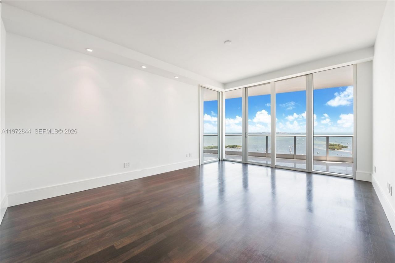 2627 S Bayshore Dr , Unit 2703, Miami, FL 33133 Photo