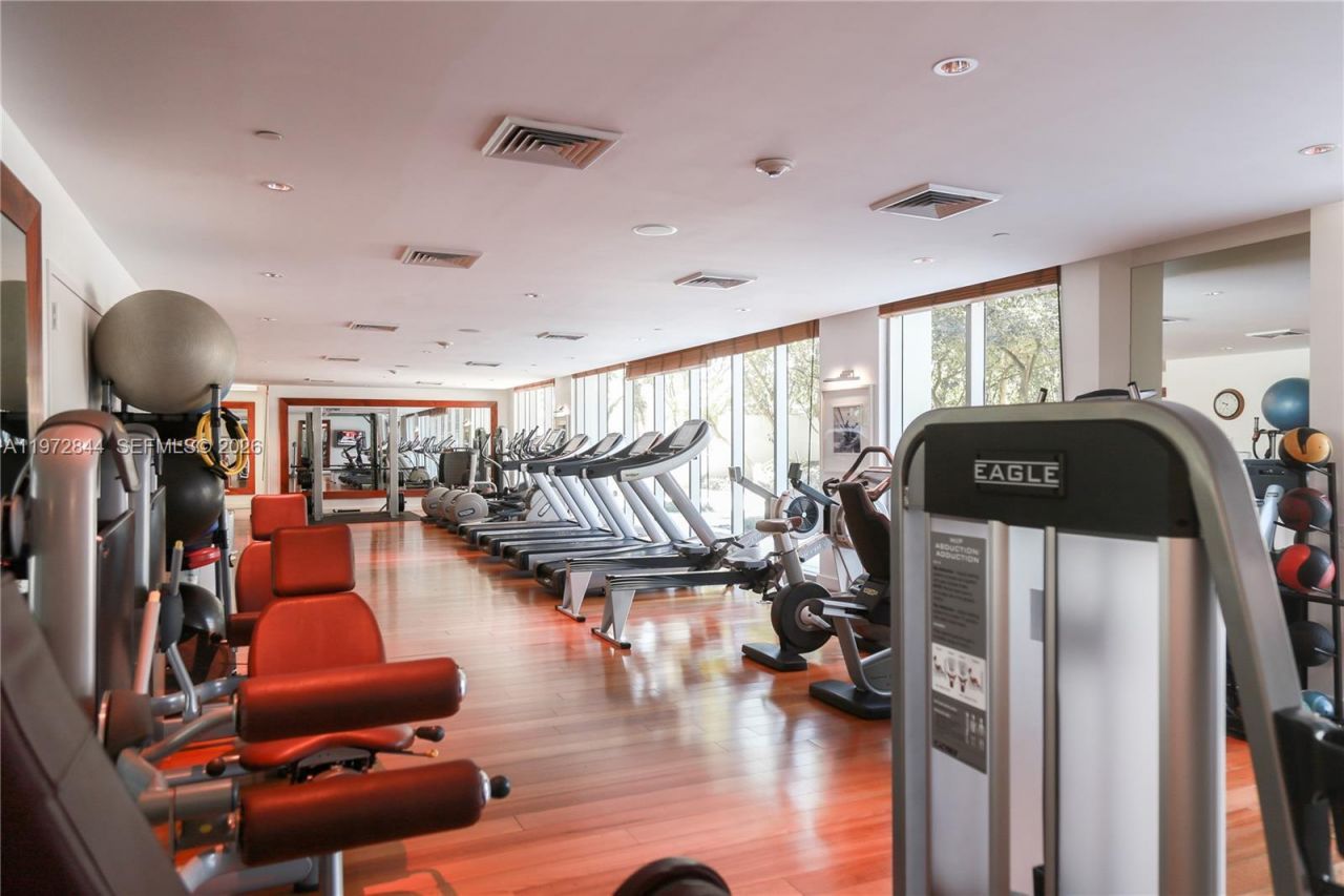 2627 S Bayshore Dr , Unit 2703, Miami, FL 33133 Photo