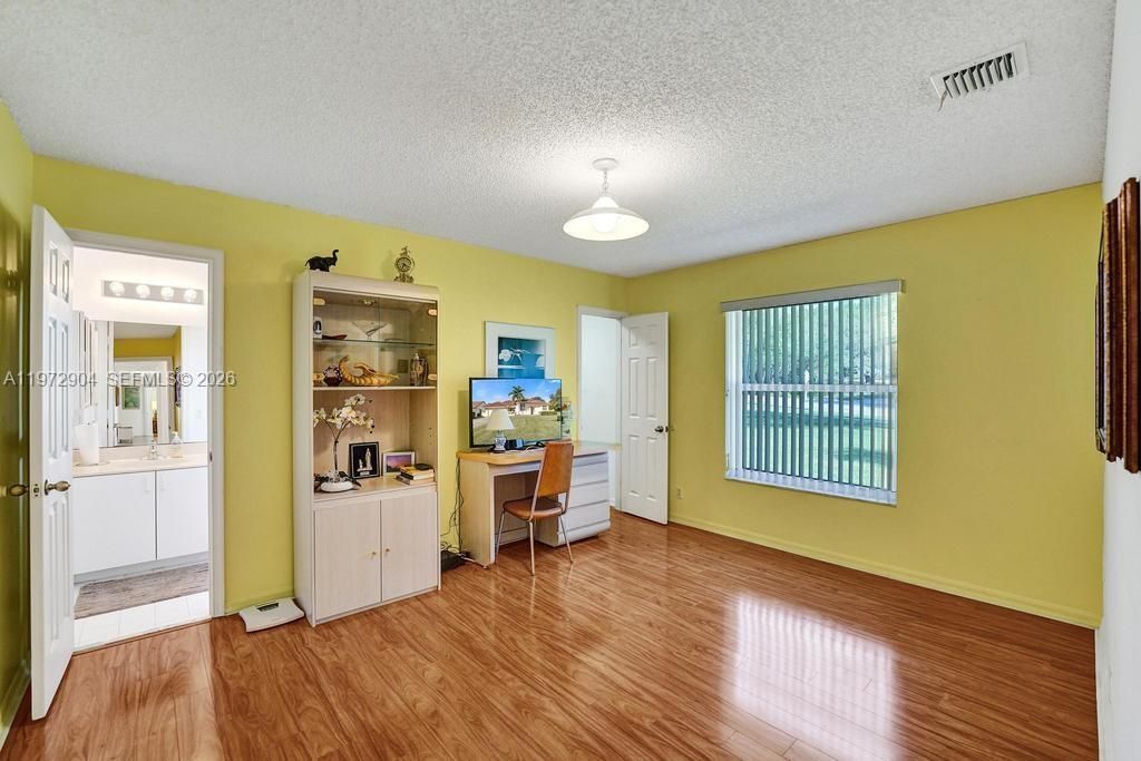 3151 Overlook Rd, Davie, FL 33328 Photo