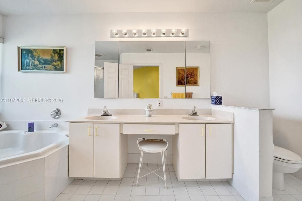 3151 Overlook Rd, Davie, FL 33328 Photo