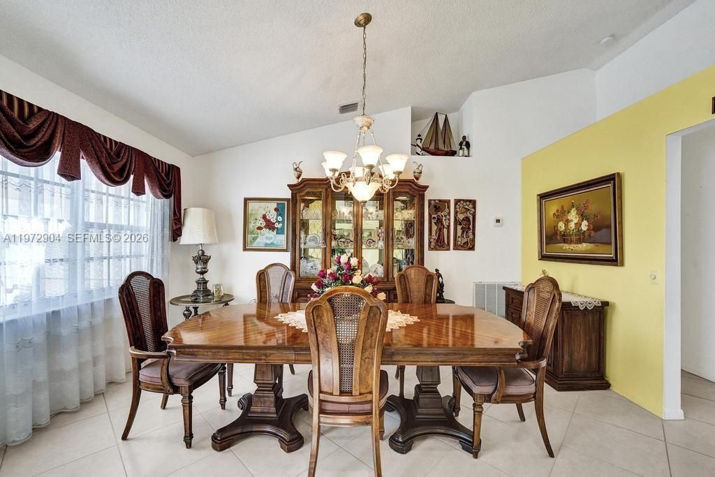 3151 Overlook Rd, Davie, FL 33328 Photo