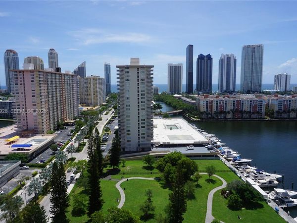 290 174th St, Unit 2014, Sunny Isles Beach, FL 33160