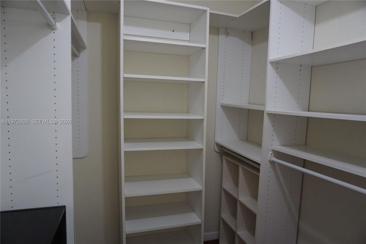 290 174th St, Unit 2014, Sunny Isles Beach, FL 33160 Photo