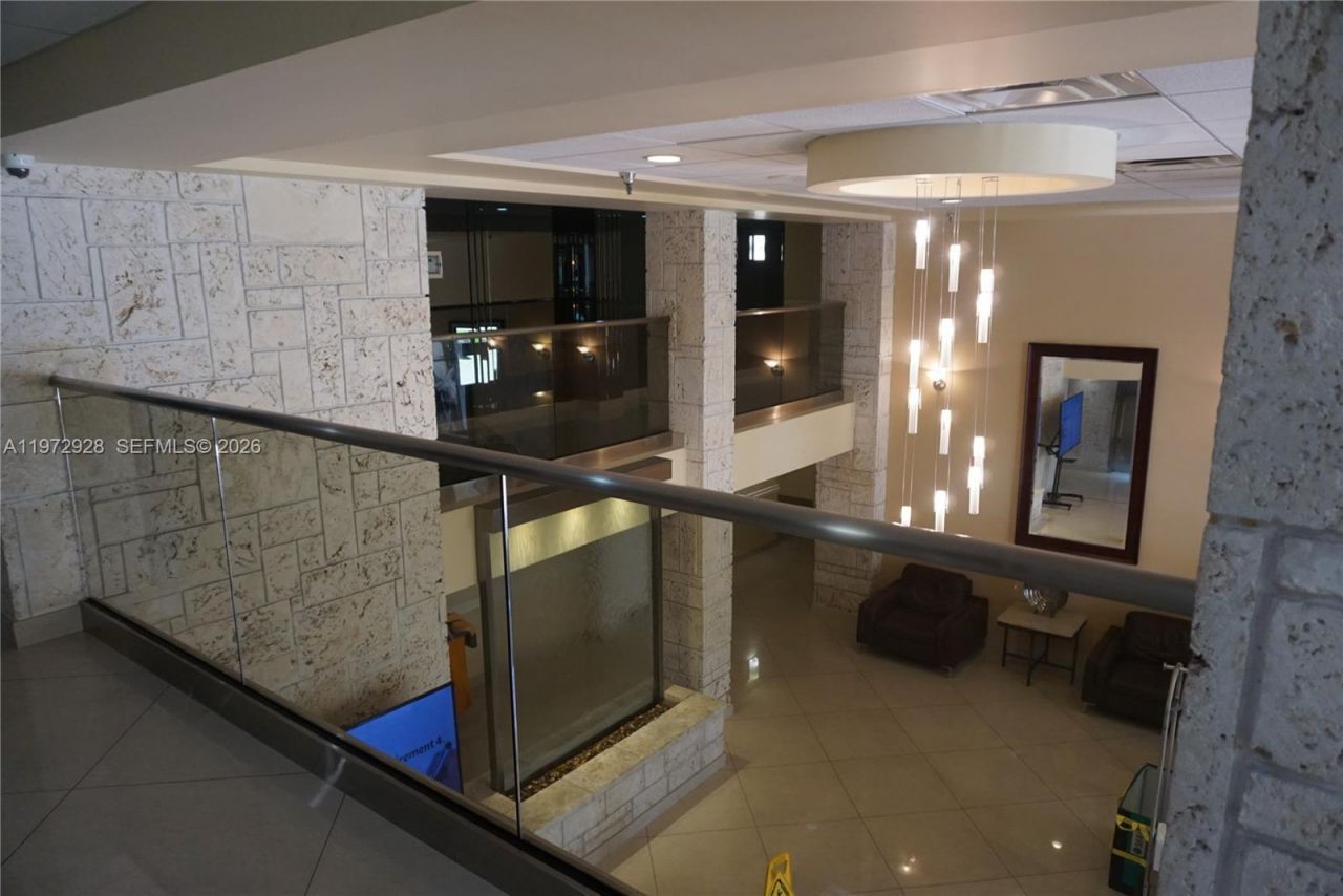 290 174th St, Unit 2014, Sunny Isles Beach, FL 33160 Photo