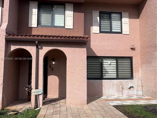 13 Matador Ln , Unit 4-27, Davie, FL 33324