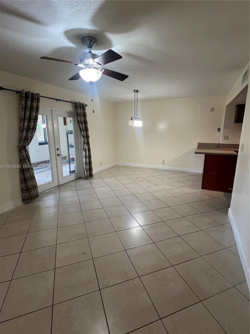 13 Matador Ln, Unit 4-27, Davie, FL 33324 Photo