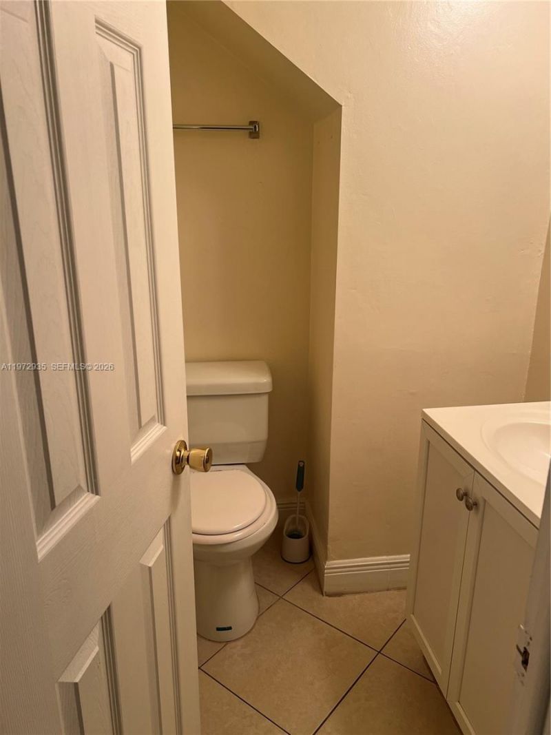 13 Matador Ln, Unit 4-27, Davie, FL 33324 Photo