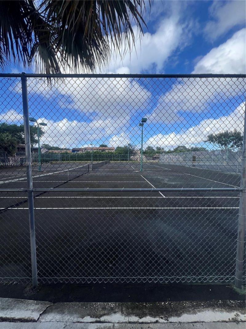 13 Matador Ln, Unit 4-27, Davie, FL 33324 Photo