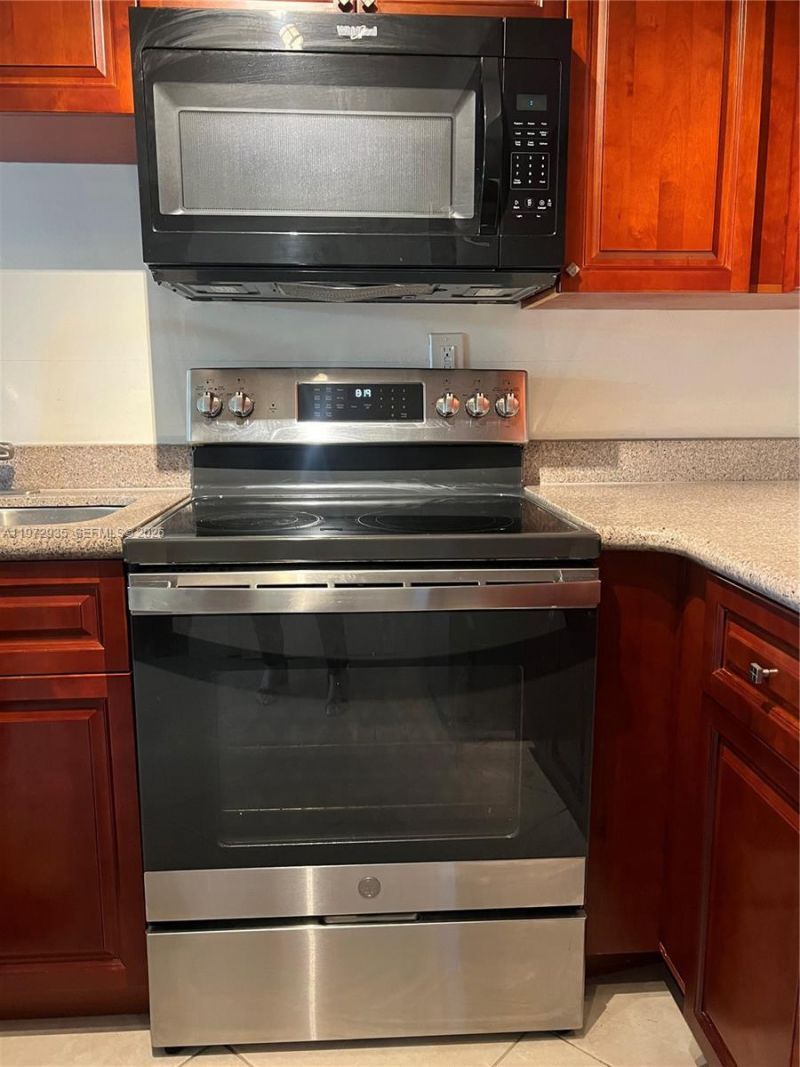 13 Matador Ln, Unit 4-27, Davie, FL 33324 Photo