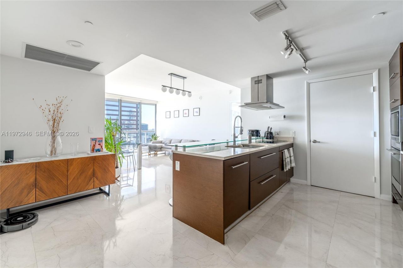 495 Brickell Ave, Unit 3211, Miami, FL 33131 Photo
