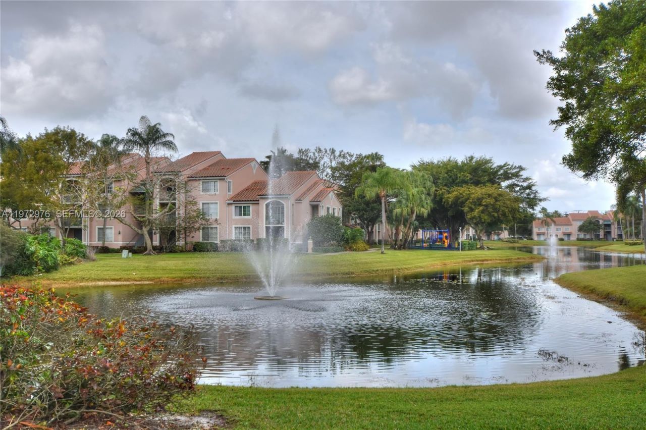 12166 Saint Andrews Pl , Unit 108, Miramar, FL 33025 Photo