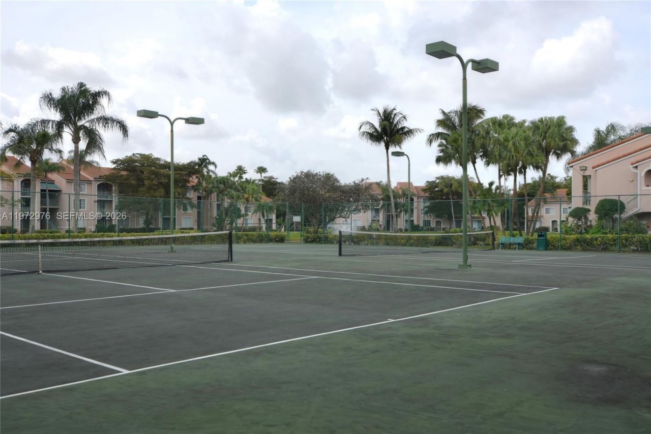 12166 Saint Andrews Pl , Unit 108, Miramar, FL 33025 Photo