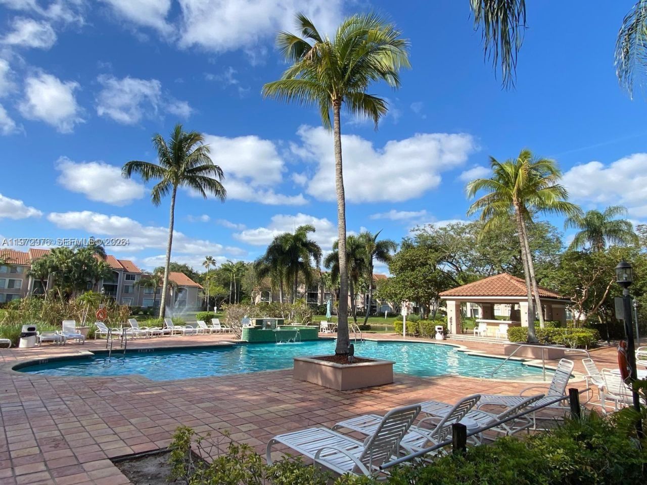 12166 Saint Andrews Pl , Unit 108, Miramar, FL 33025 Photo