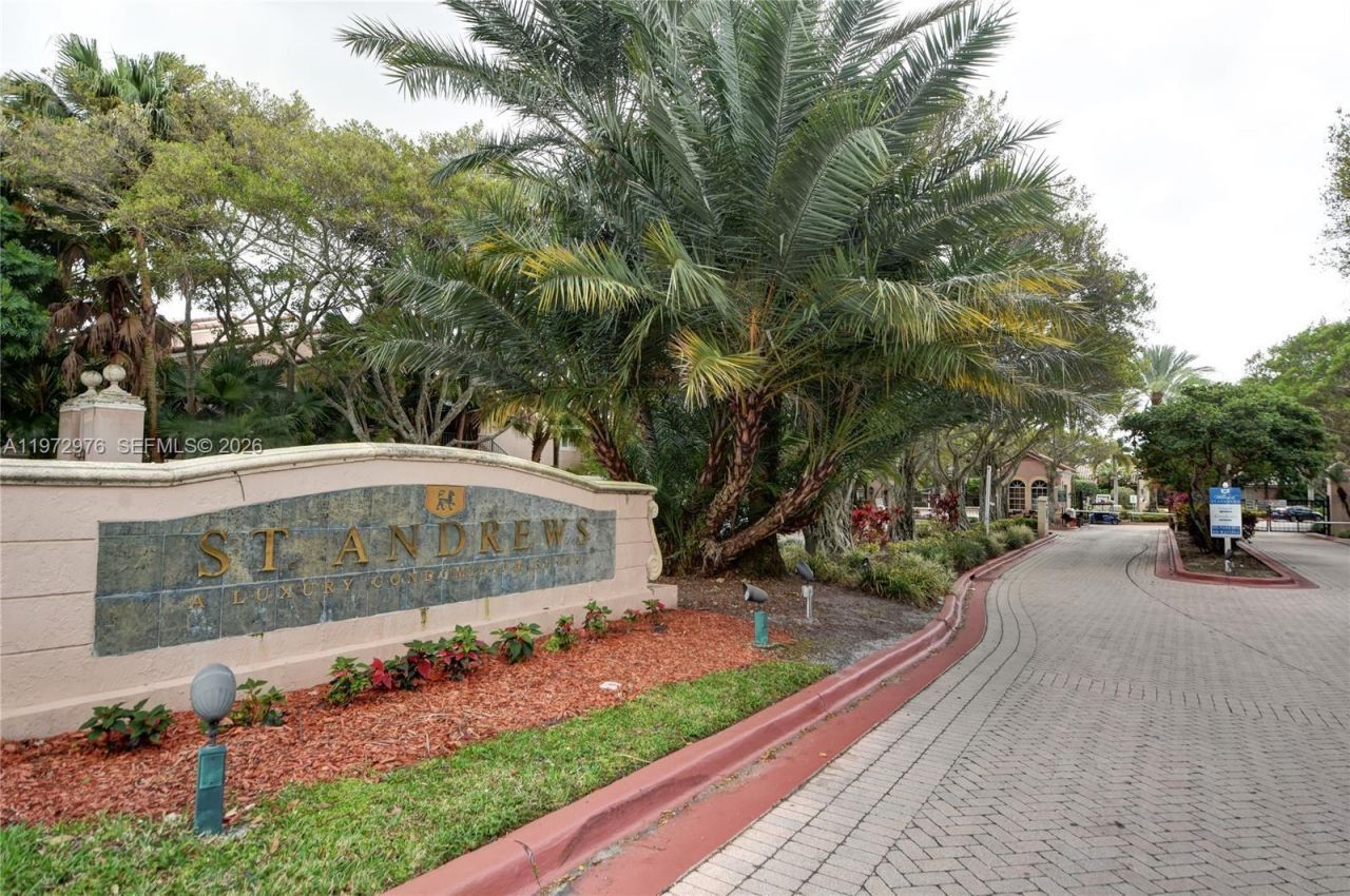 12166 Saint Andrews Pl , Unit 108, Miramar, FL 33025 Photo