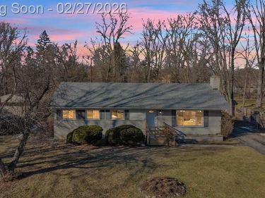 29760 Hoy Street, Livonia, MI 48154