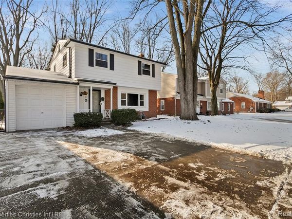 615 W 13 Mile Road, Royal Oak, MI 48073