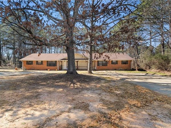 355 Santa Fe Trail , Ellenwood, GA 30294