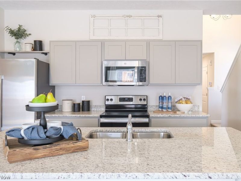 3544 Bushwillow Drive, Green, OH 44685 Photo 5