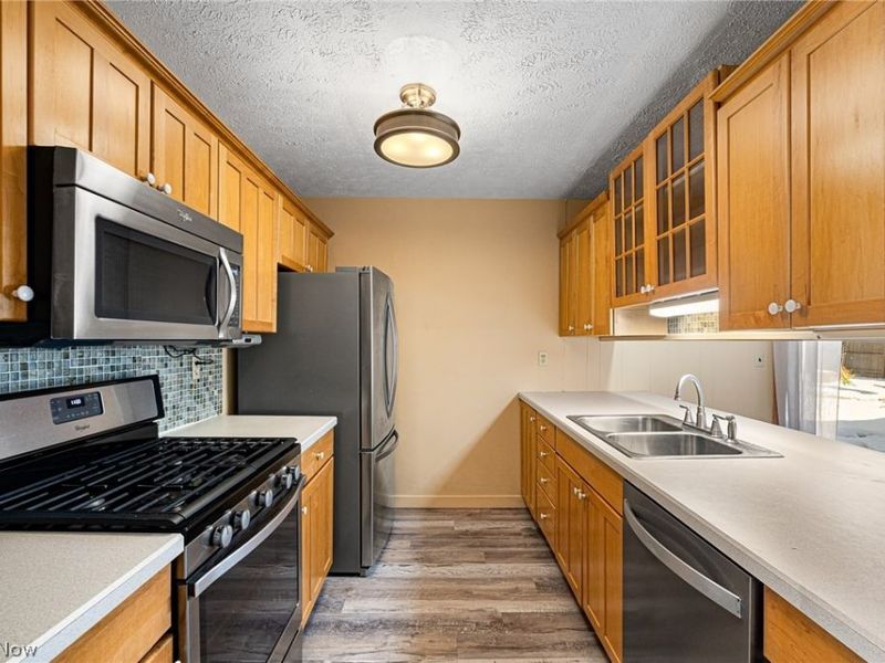 17338 Ridge Creek Road, Strongsville, OH 44136 Photo 10