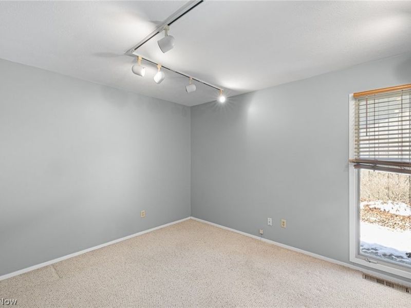 17338 Ridge Creek Road, Strongsville, OH 44136 Photo 19