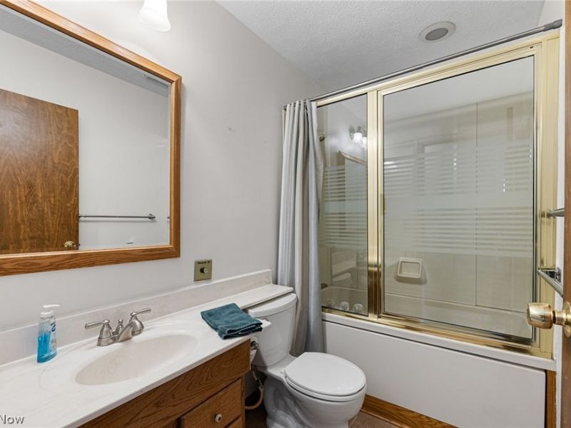 17338 Ridge Creek Road, Strongsville, OH 44136 Photo 23