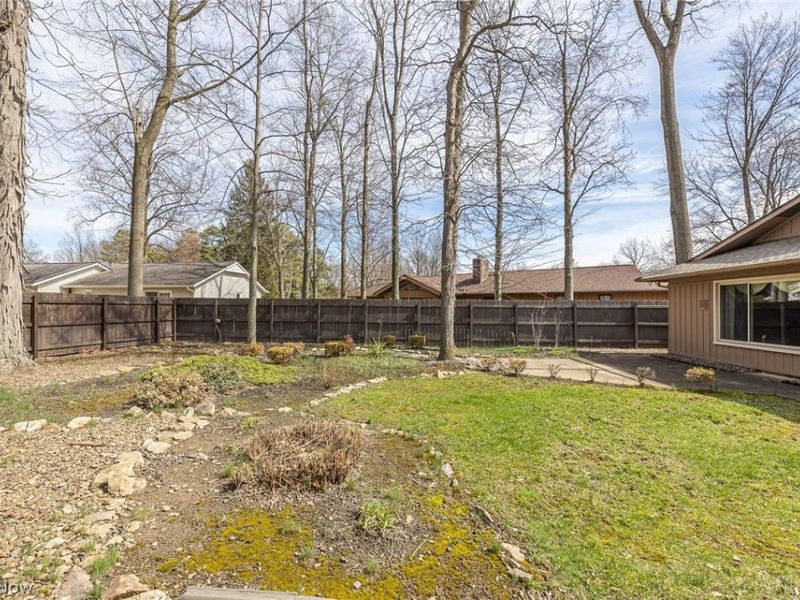 17338 Ridge Creek Road, Strongsville, OH 44136 Photo 6