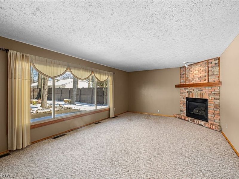 17338 Ridge Creek Road, Strongsville, OH 44136 Photo 9