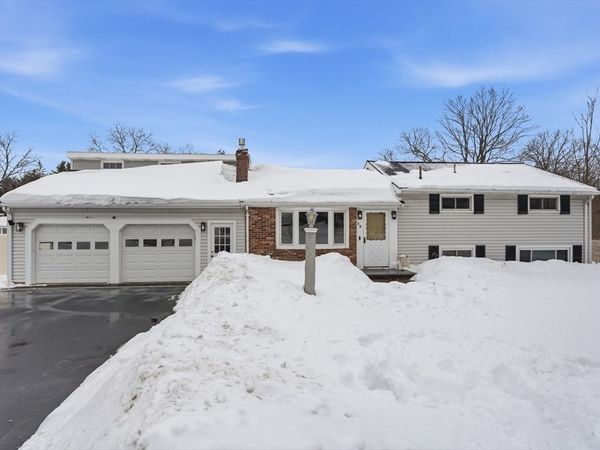 58 Holliston St, Medway, MA 02053