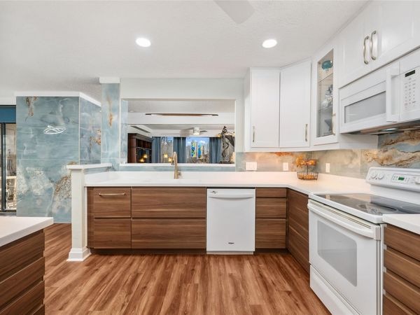 114 World Of Tennis SQ, Unit 114, Lakeway, TX 78738