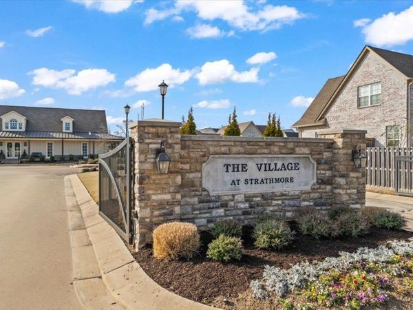 10133 CLIVEDEN CIR S, Collierville, TN 38017