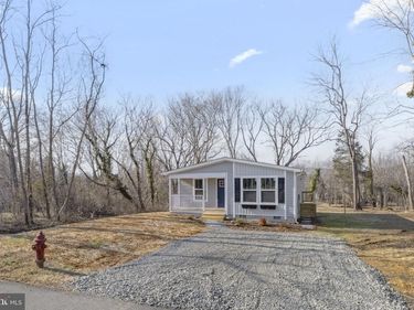 328 EAST STREET, GORDONSVILLE, VA 22942