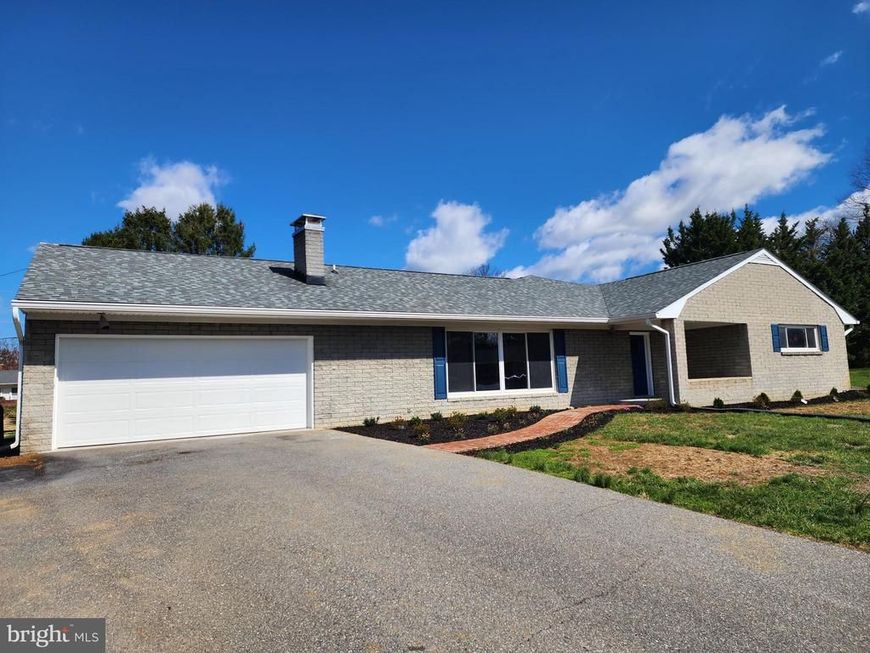 15 Brightwood Circle, Hagerstown, MD 21740 Main Photo