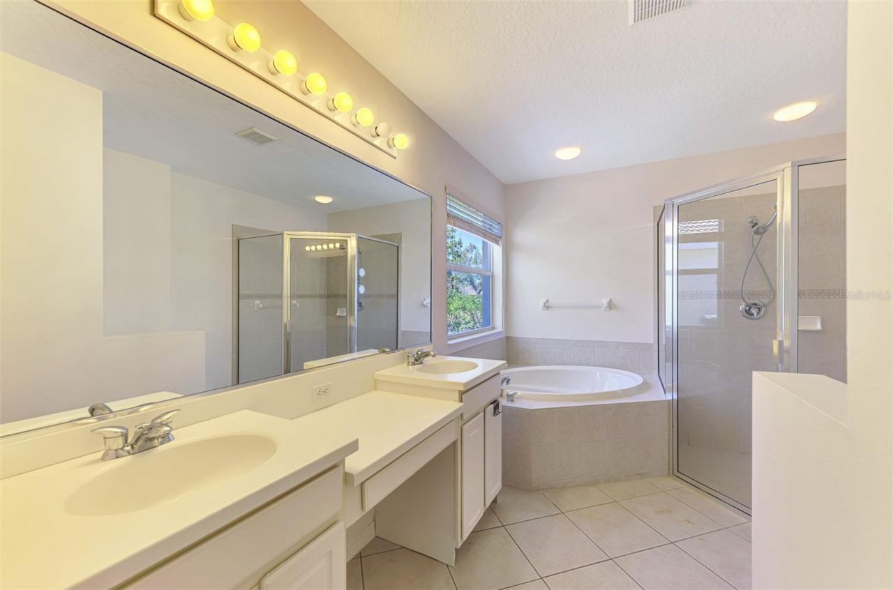 8705 Monterey Bay Loop, Bradenton, FL 34212 Photo