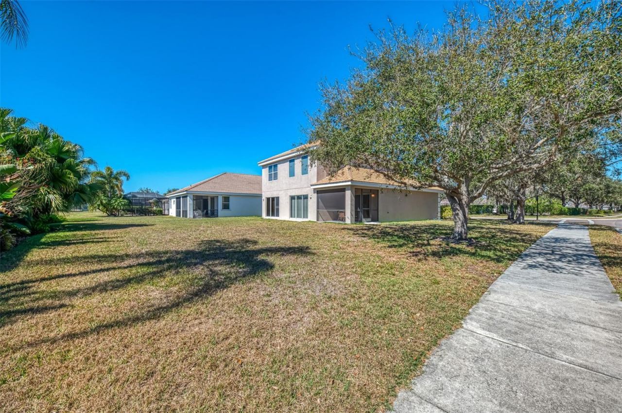 8705 Monterey Bay Loop, Bradenton, FL 34212 Photo