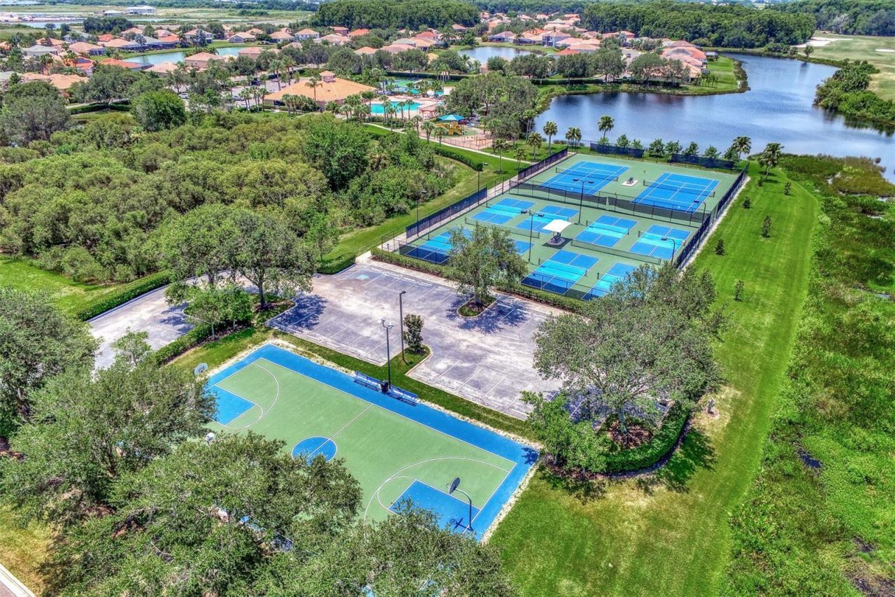 8705 Monterey Bay Loop, Bradenton, FL 34212 Photo