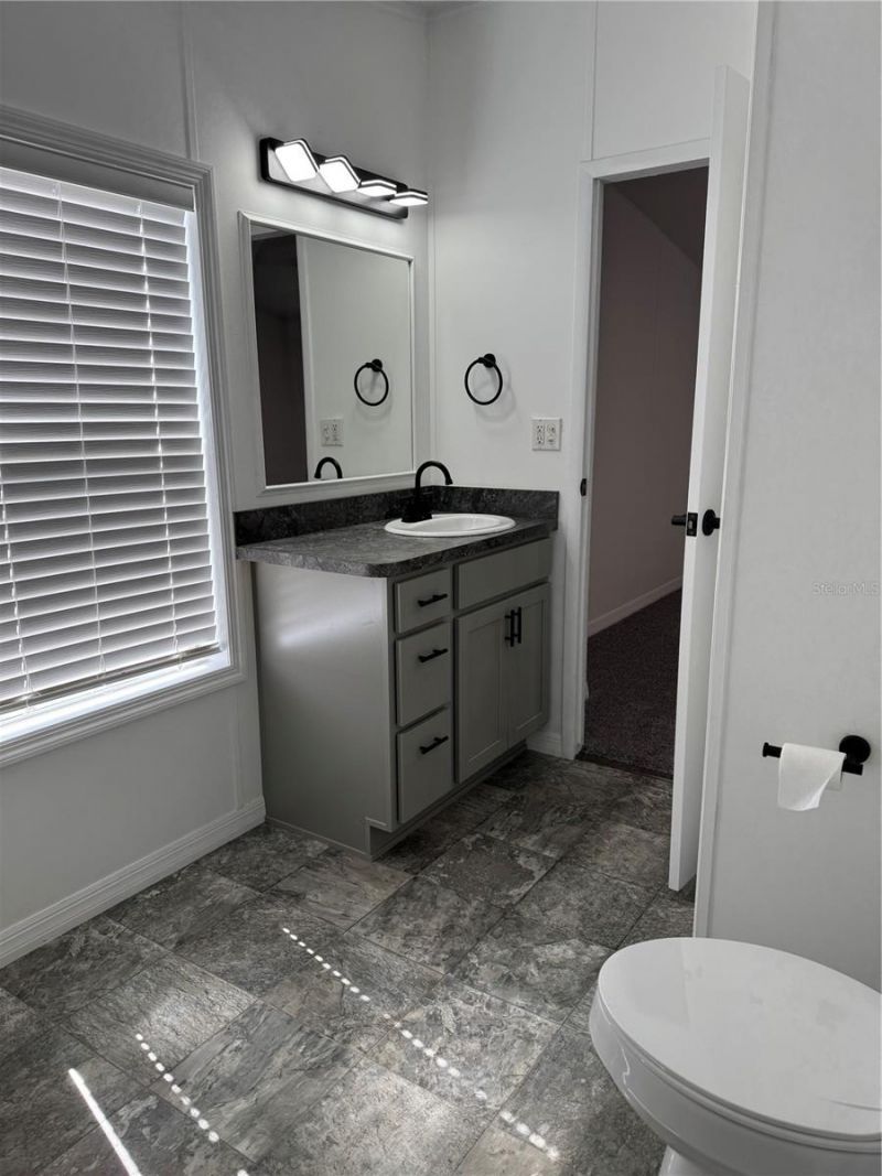 5525 W Evans Street , Coleman, FL 33521 Photo