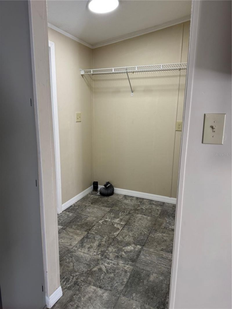 5525 W Evans Street , Coleman, FL 33521 Photo