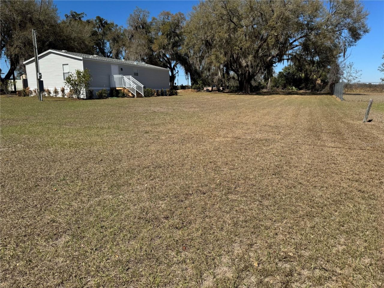 5525 W Evans Street , Coleman, FL 33521 Photo