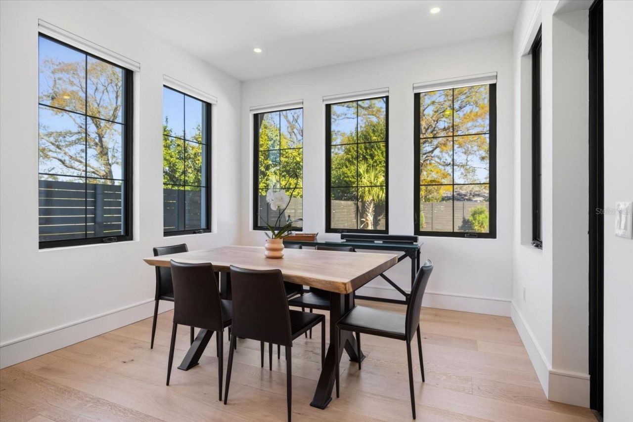 2045 Goldenrod Street, Sarasota, FL 34239 Photo