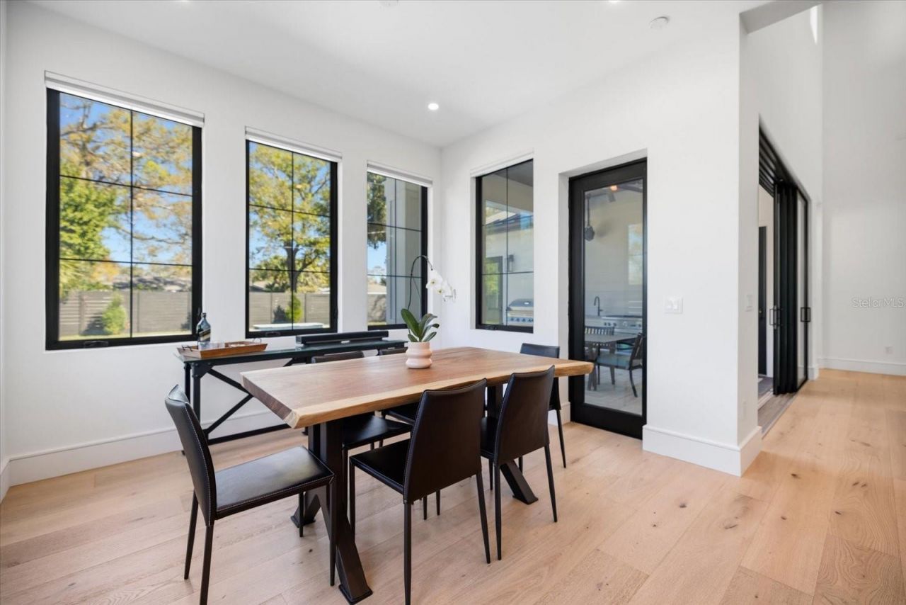 2045 Goldenrod Street, Sarasota, FL 34239 Photo