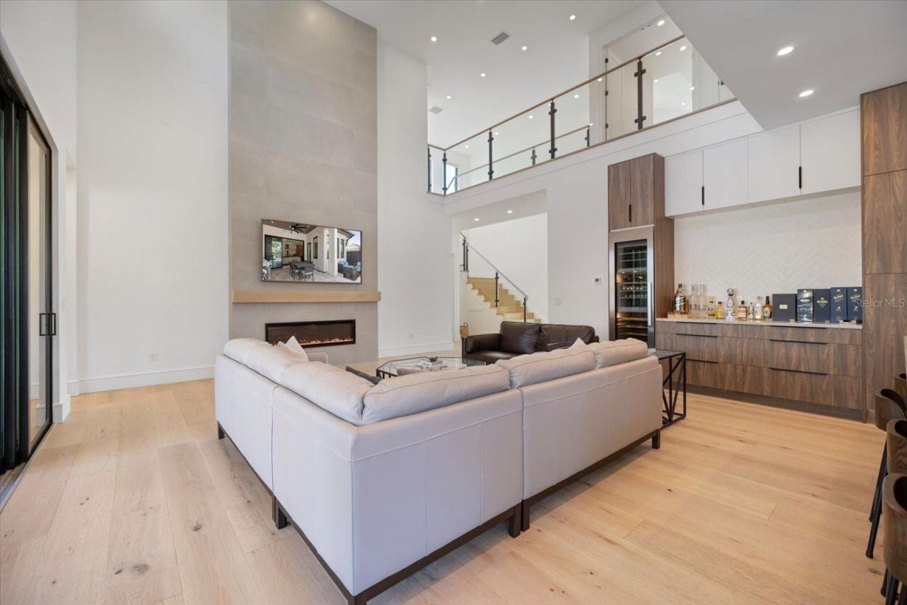 2045 Goldenrod Street, Sarasota, FL 34239 Photo