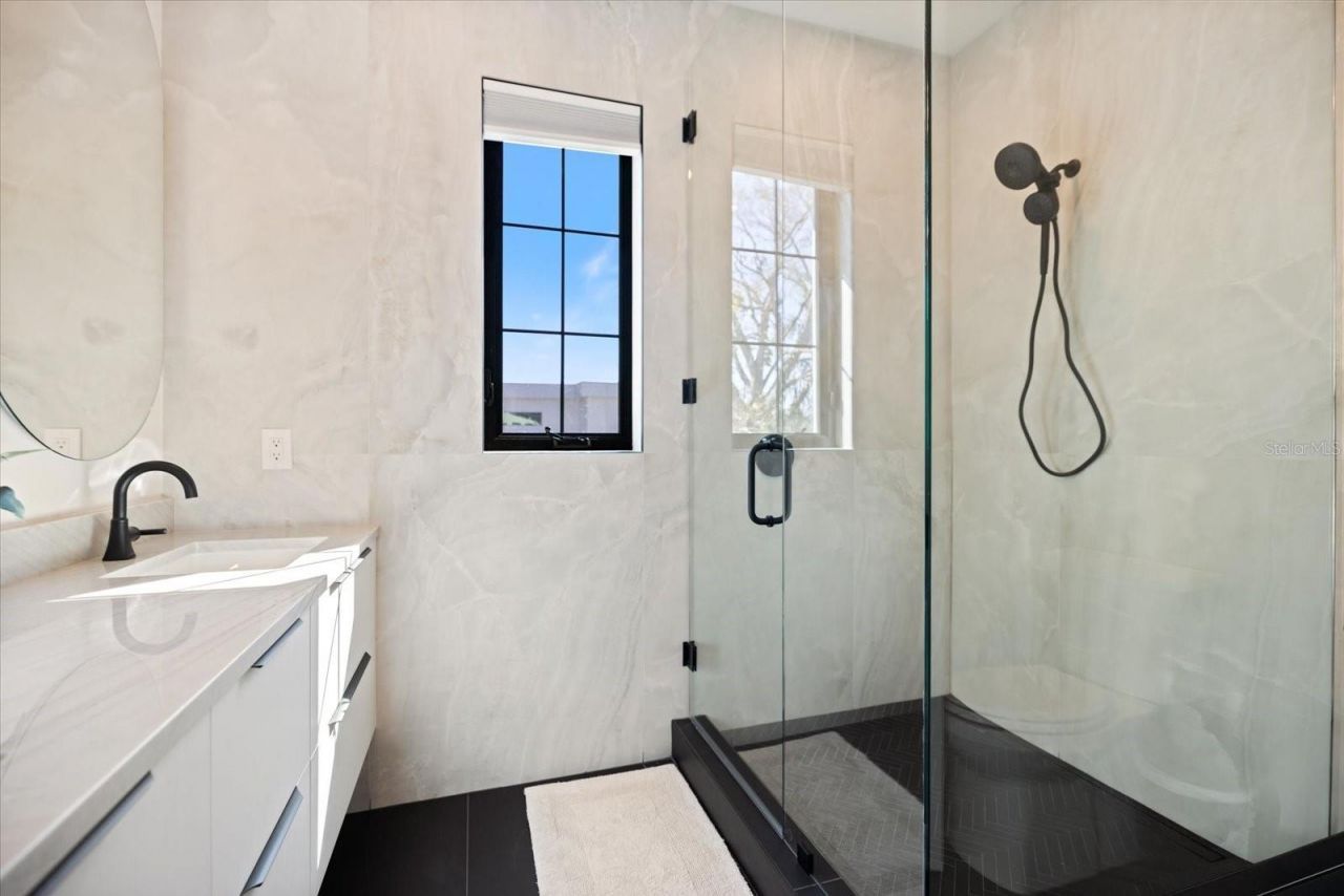 2045 Goldenrod Street, Sarasota, FL 34239 Photo