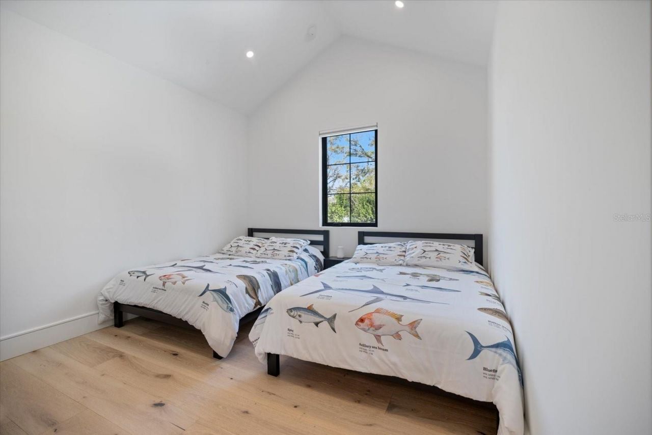 2045 Goldenrod Street, Sarasota, FL 34239 Photo